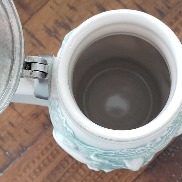 Avon Vintage 1992 Endangered Species Sperm Whale Mini Stein - Picture 6 of 8